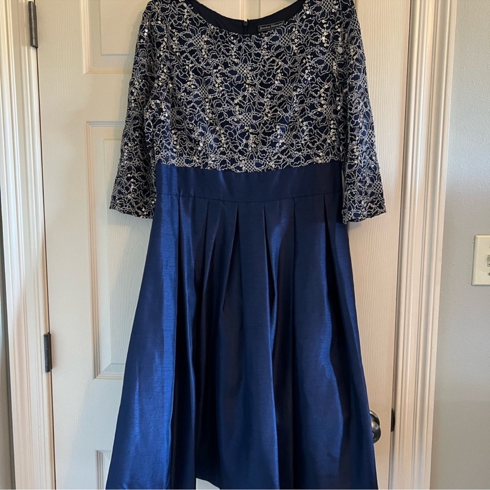 Jessica Howard blue sequins dress 3/4 length sleeve